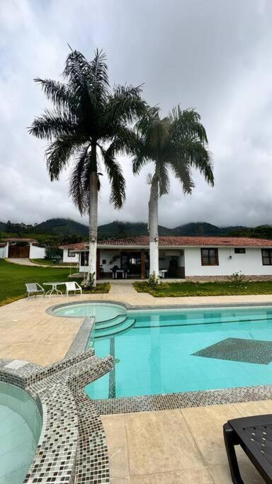 Villa Finca Con Vistas Al Lago Calima Exterior foto