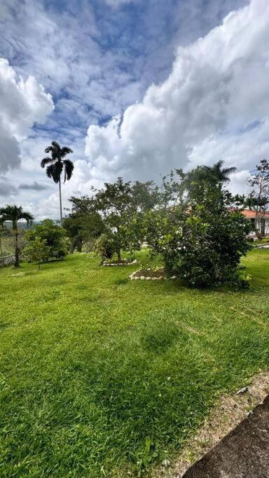 Villa Finca Con Vistas Al Lago Calima Exterior foto