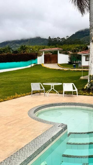 Villa Finca Con Vistas Al Lago Calima Exterior foto