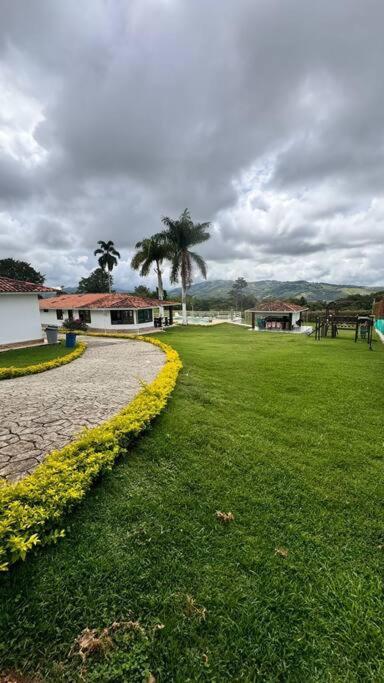 Villa Finca Con Vistas Al Lago Calima Exterior foto