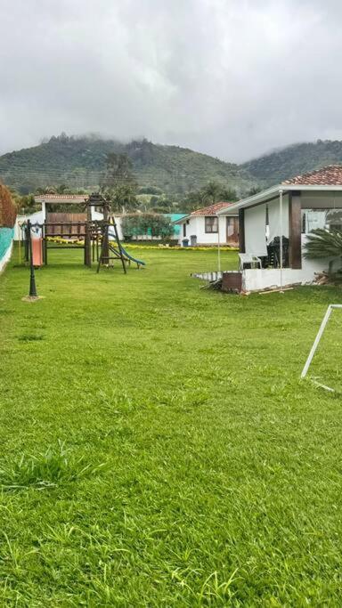 Villa Finca Con Vistas Al Lago Calima Exterior foto