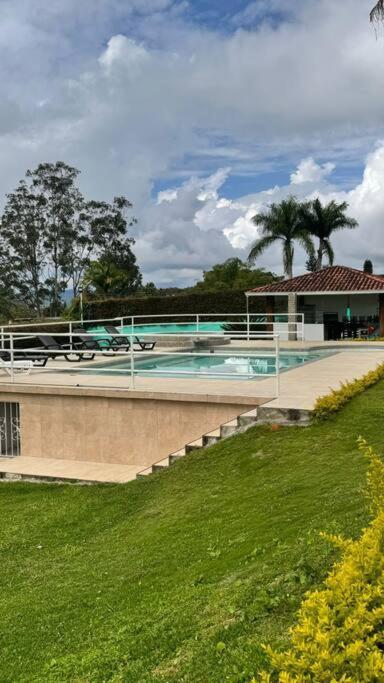 Villa Finca Con Vistas Al Lago Calima Exterior foto